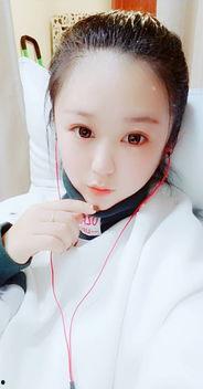 姜笑个人资料,才华横溢的年轻演员，演艺事业璀璨星光